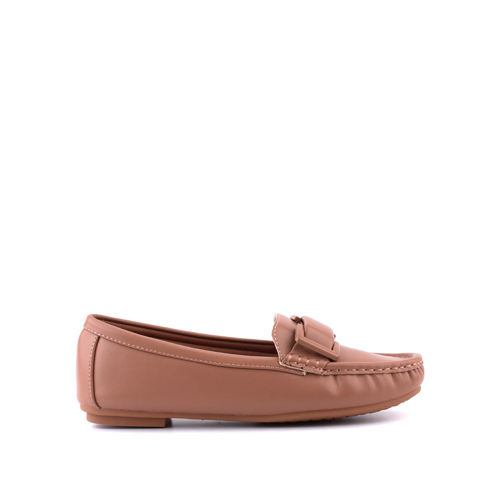 LARRIE Ladies Beige Front Stitching Secure Loafers Flats