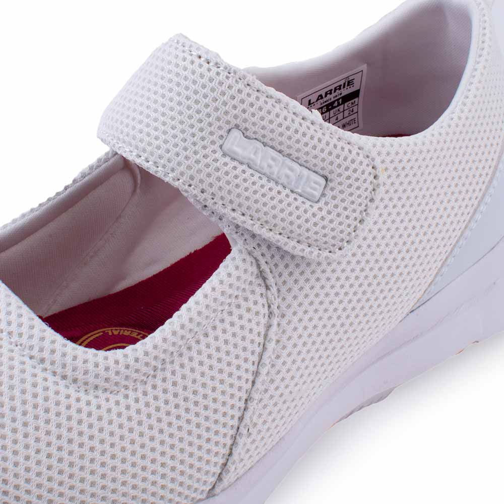 LARRIE Ladies White Casual Sporty Slip-On Flats