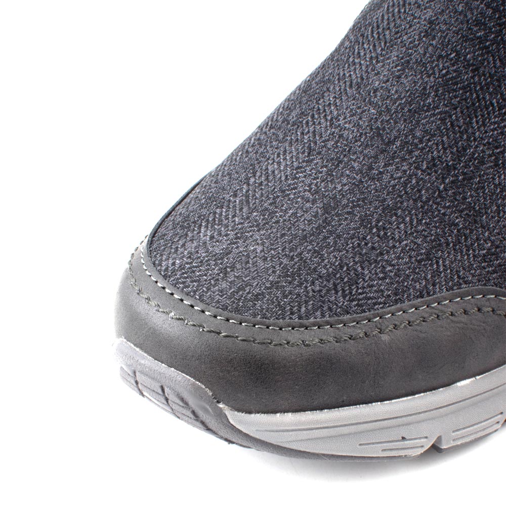 LARRIE Men Grey Swank Casual Slip On Sneakers
