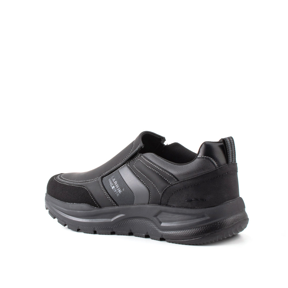LARRIE Men Black Well Cushioned Durable Travel Shoes