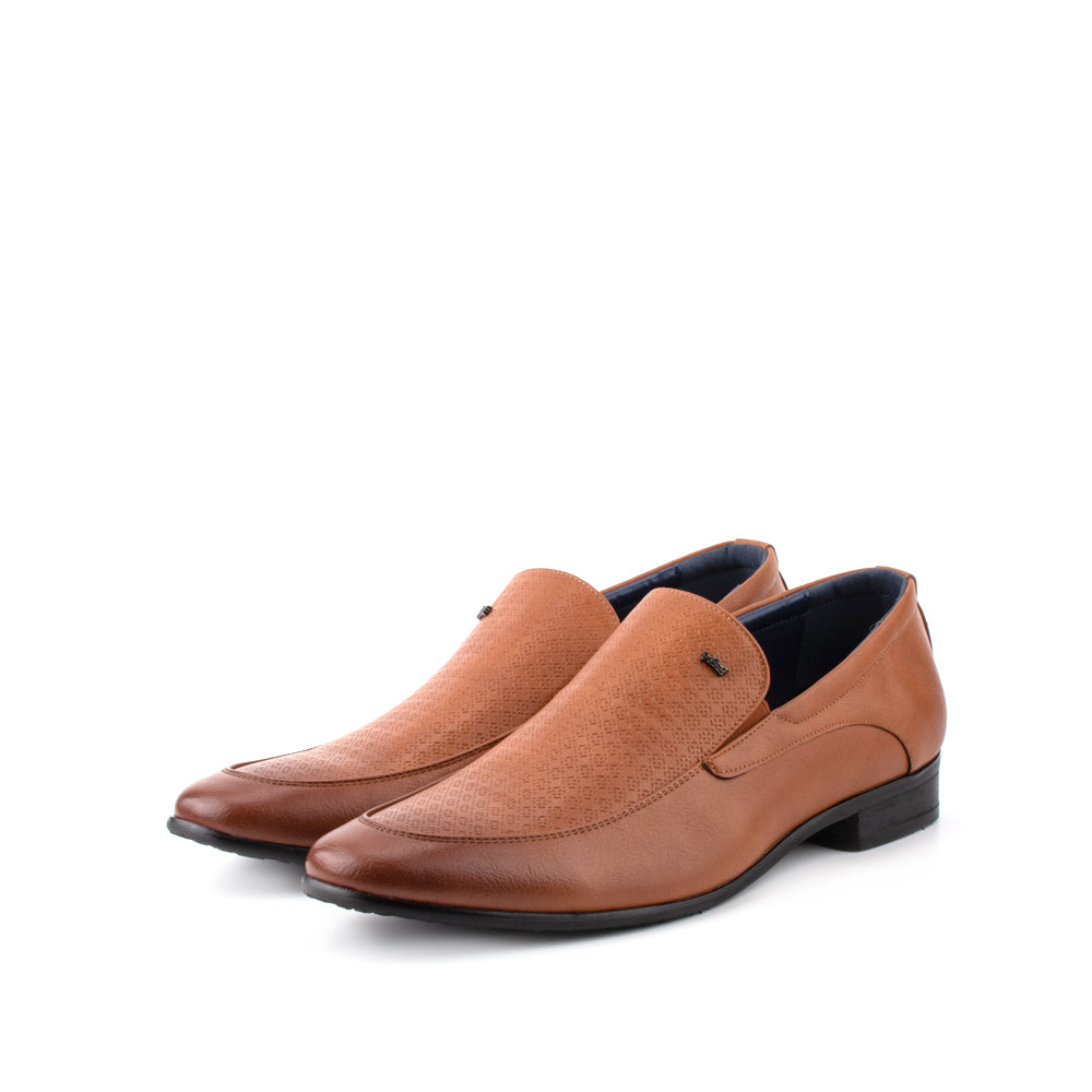 LR LARRIE Men Brown Smooth Classy Slip On Business Shoes