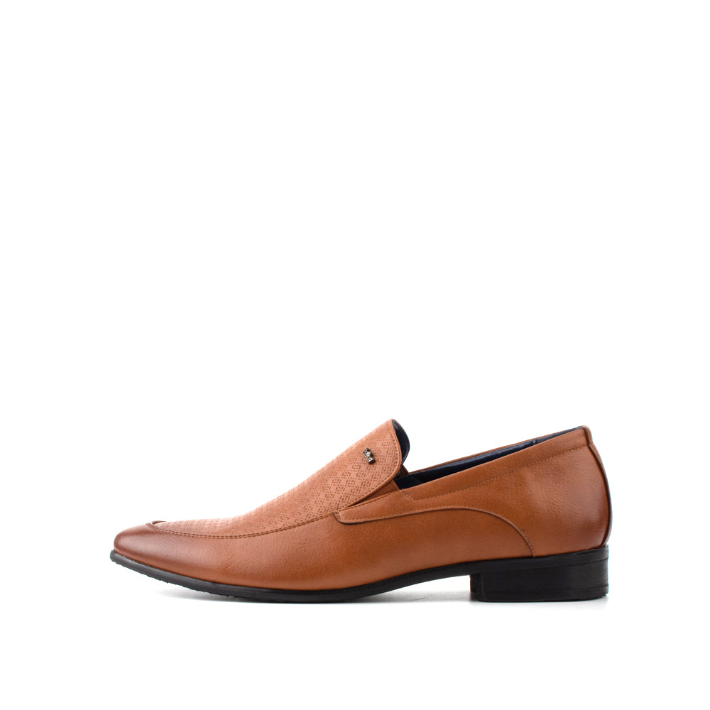 LR LARRIE Men Brown Smooth Classy Slip On Business Shoes
