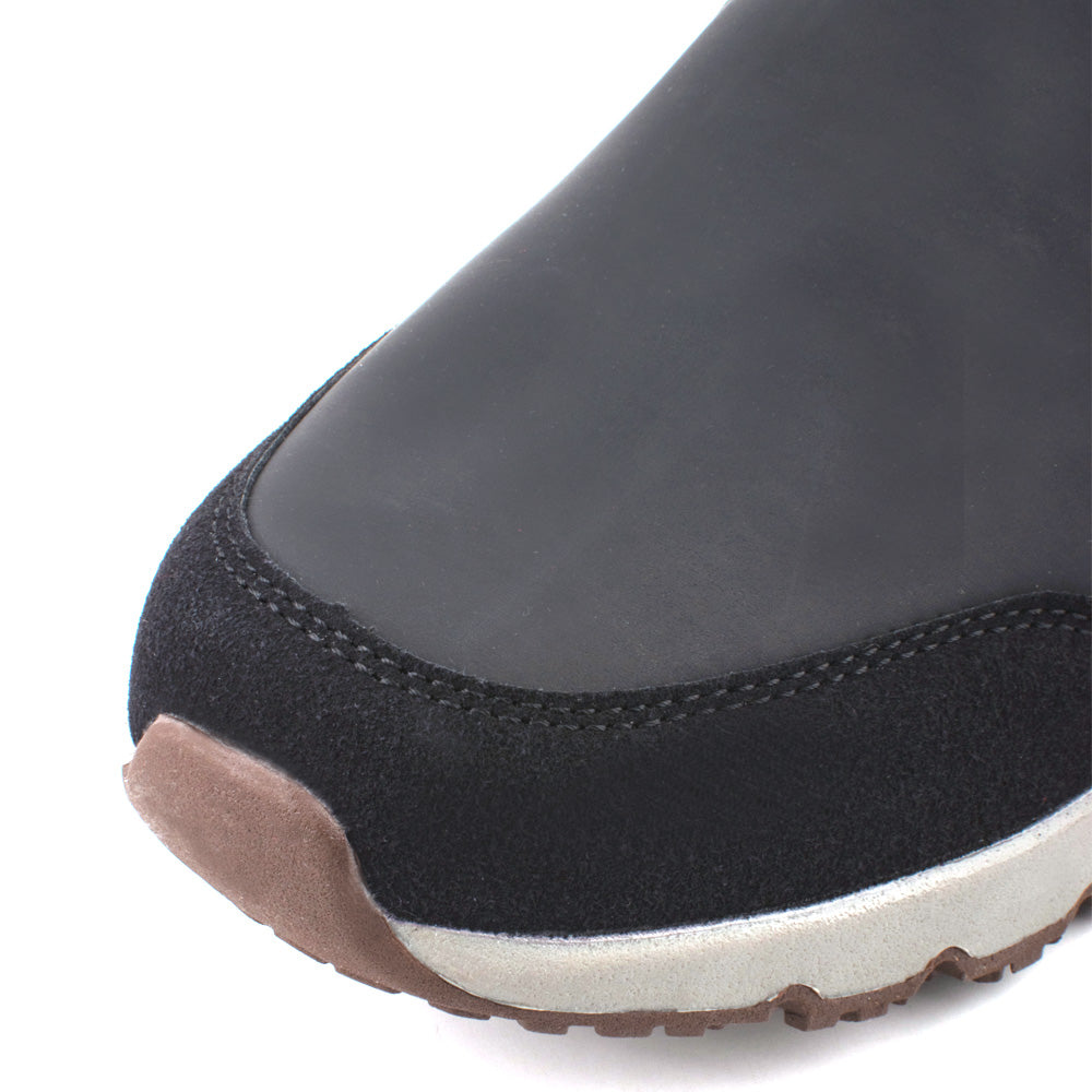 LARRIE Men Black Trendy New Lightweight Travel Shoes