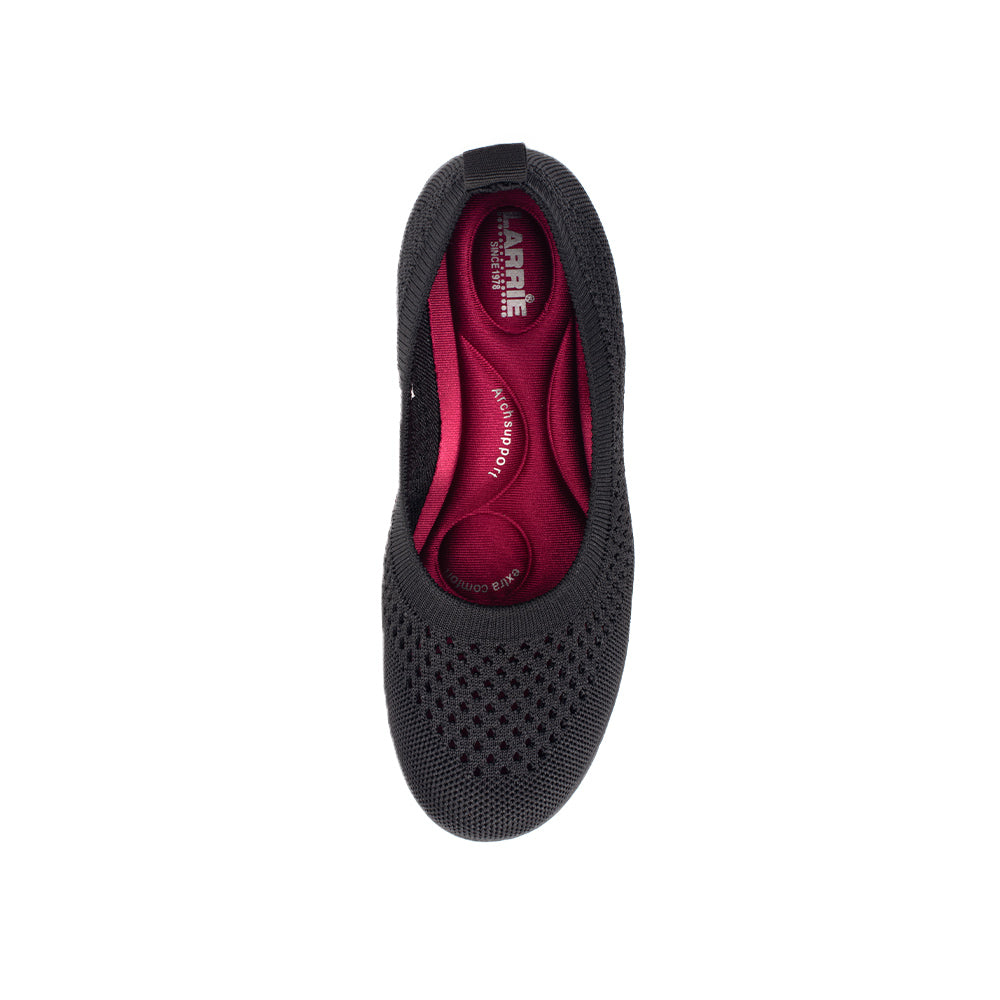 LARRIE - The arch support of Larrie shoes allows you to walk comfortably by  alleviating pain and preventing further damage to your feet. #LarrieWomen  #ArchSupport | Facebook