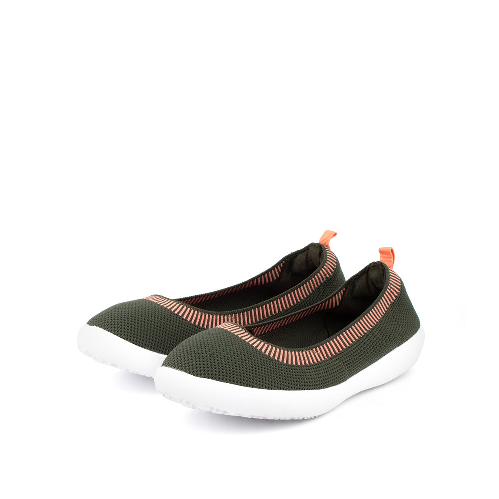 LARRIE Ladies Green Stretchable Casual Comfort Flats