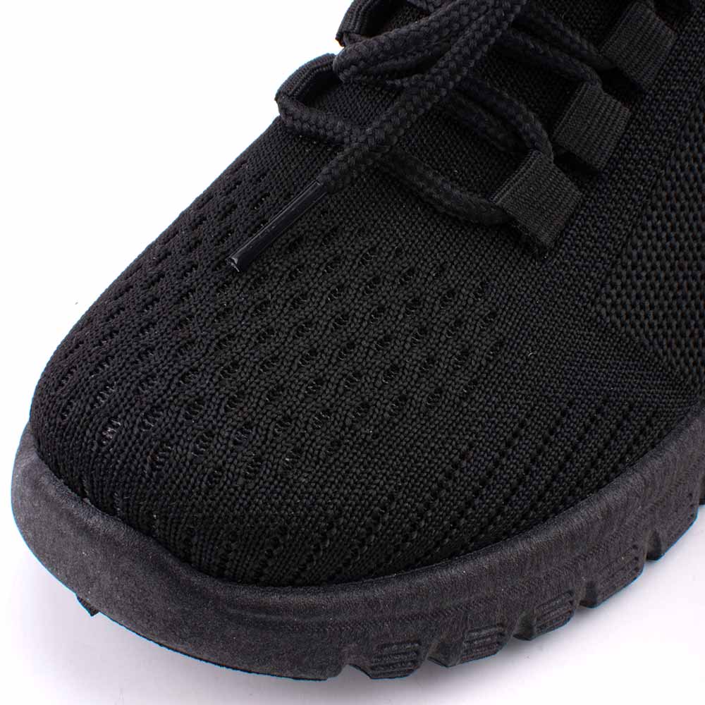 LARRIE Ladies Black Lace Up Fit Sneakers Delicate